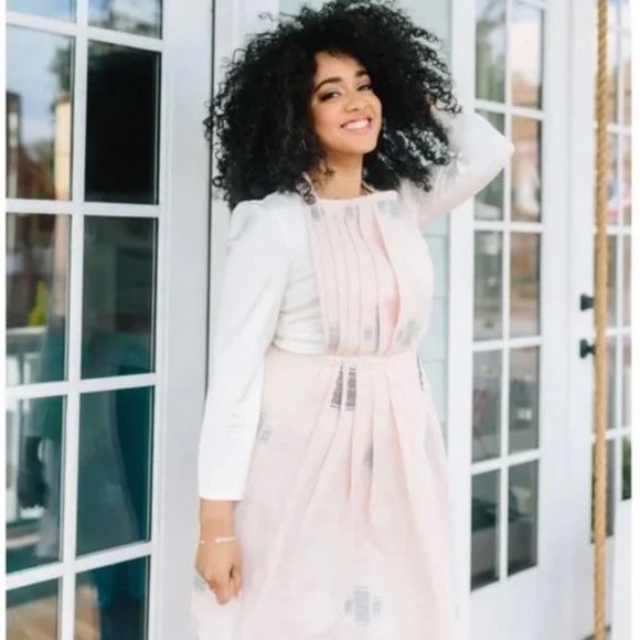 Simply Whimsical Bel Air pink/grey dress style apron-NIP - Picture 2 of 12